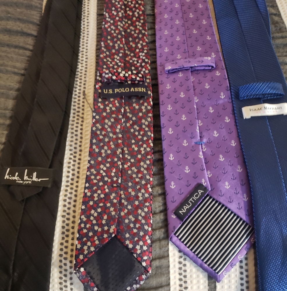 TIE BUNDLE